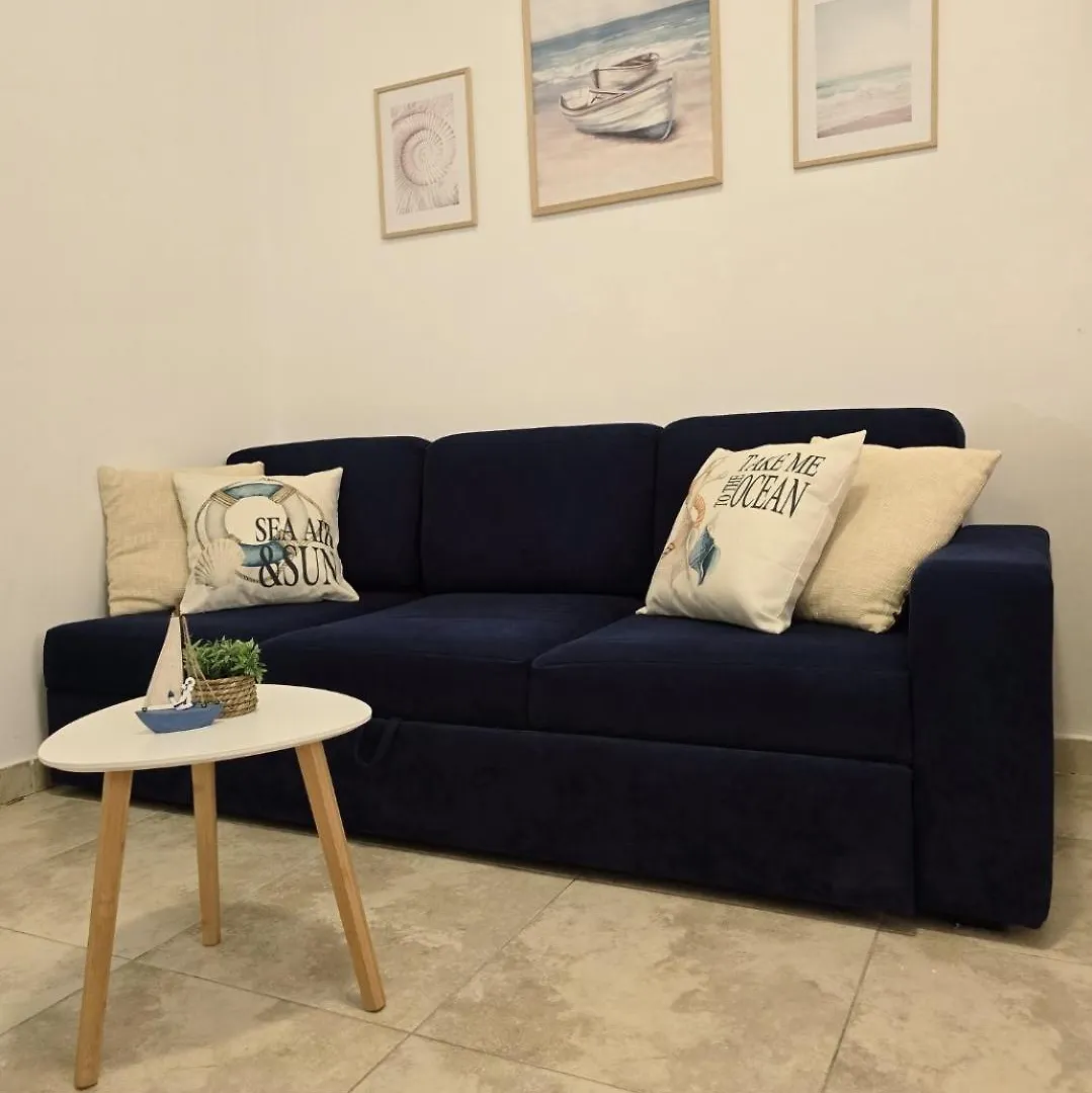 Seaside Apartments بيتريتْشاني