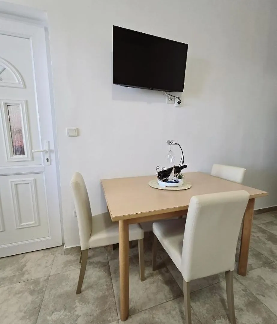 Seaside Apartments بيتريتْشاني كرواتيا