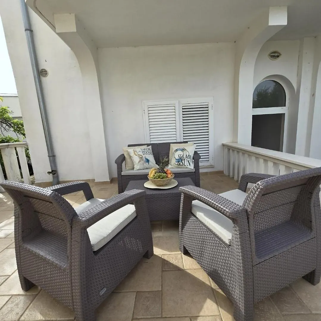 Seaside Apartments بيتريتْشاني